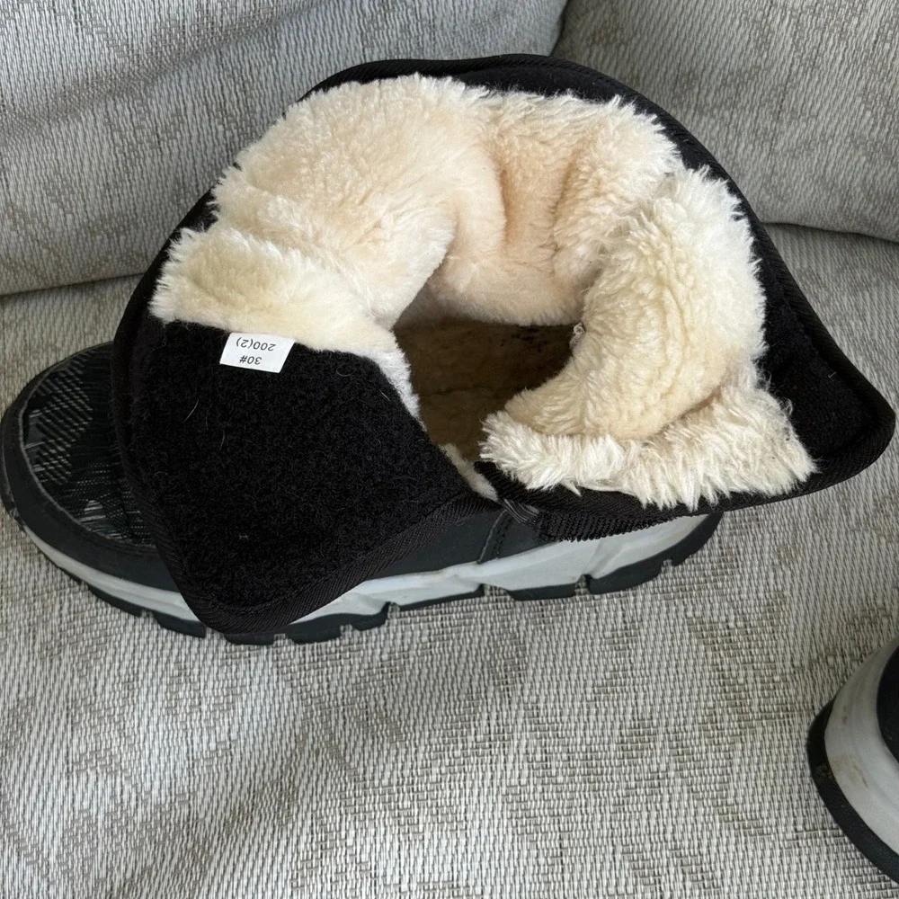Hobibear Kids Winter Snow Boots Gray Camo Faux Fur Lined Size EU 30 US 12.5 EUC